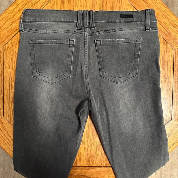 *KUT FROM THE KLOTH* Petite Dk. Gray Diana Skinny Jean Size 4P - Picture 4 of 7